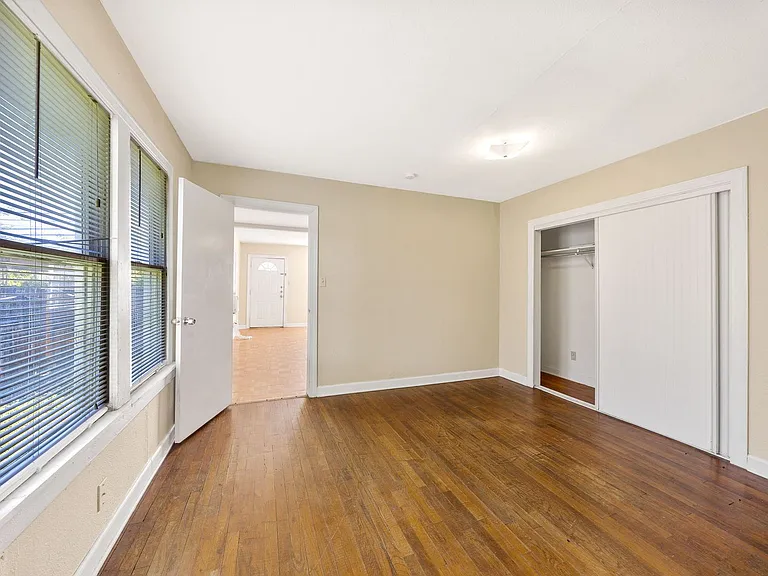 313 La Manda Blvd — Photo 14