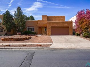 4237 Sundance St, Santa Fe, NM 87507