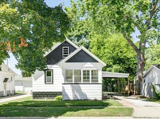 1607 Howard St, Port Huron, MI 48060