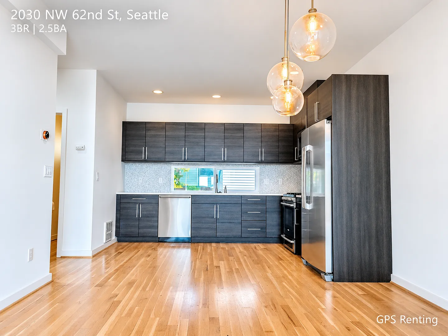 Light-Filled 3-Bedroom, 2.5-Bathroom Townhome in Ballard — Photo 2