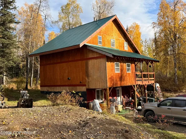 14304 E Birch Cir, Talkeetna, AK 99676