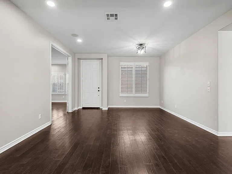 37200 Pergola Ter — Photo 13