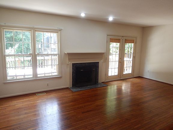 2nd image of 11164 Cedarwood Dr #Townhouse