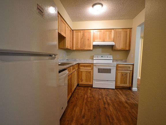 3rd image of 174-176 Church St #17