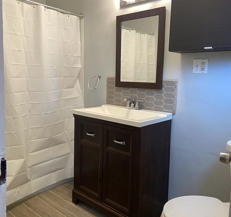 Nicely remodeled bathroom