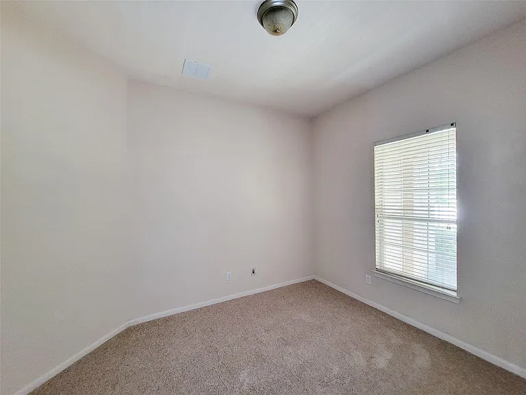 3735 Tidalwood Dr — Photo 8