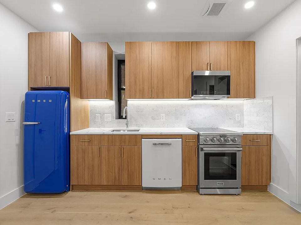 1st image of 192 6th Ave APT 5F