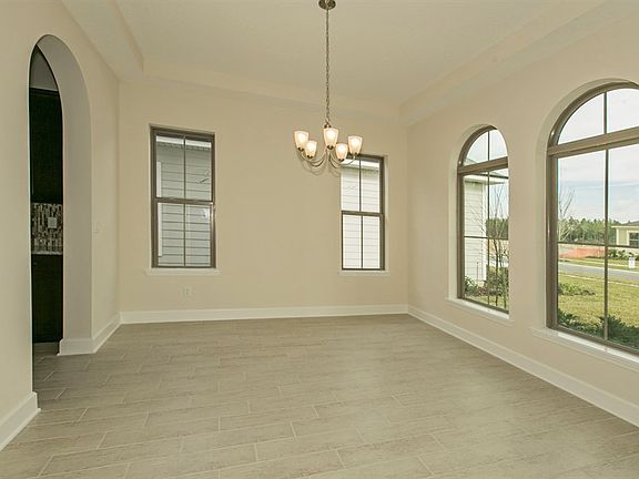 2nd image of 100 Starling Ave