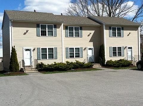 1st image of 782 Nooseneck Hill Rd Unit 3
