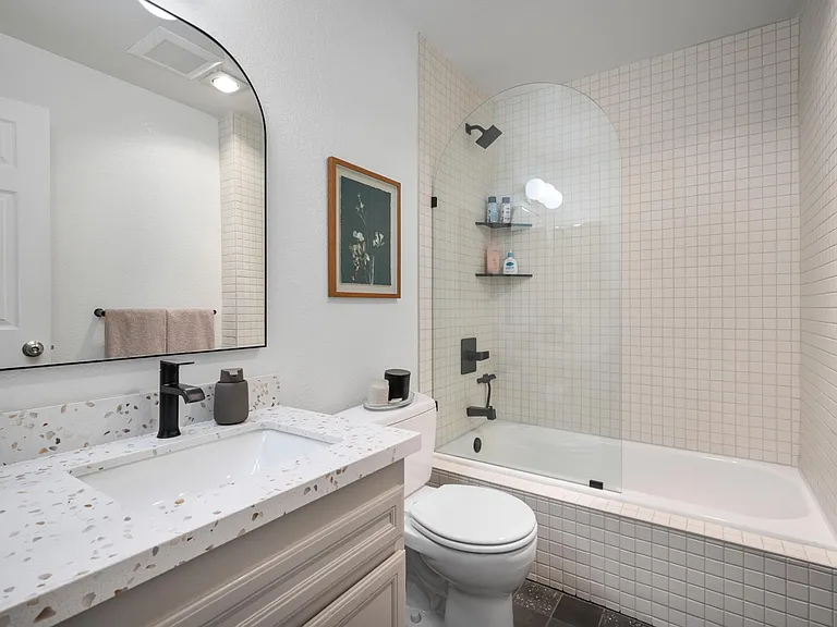 3821 Albatross St — Photo 29