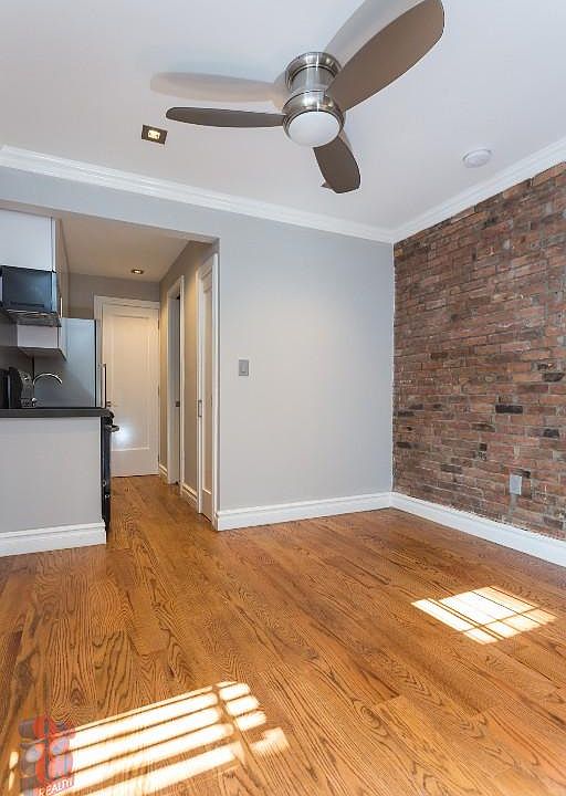 2nd image of 95 Perry St APT 12