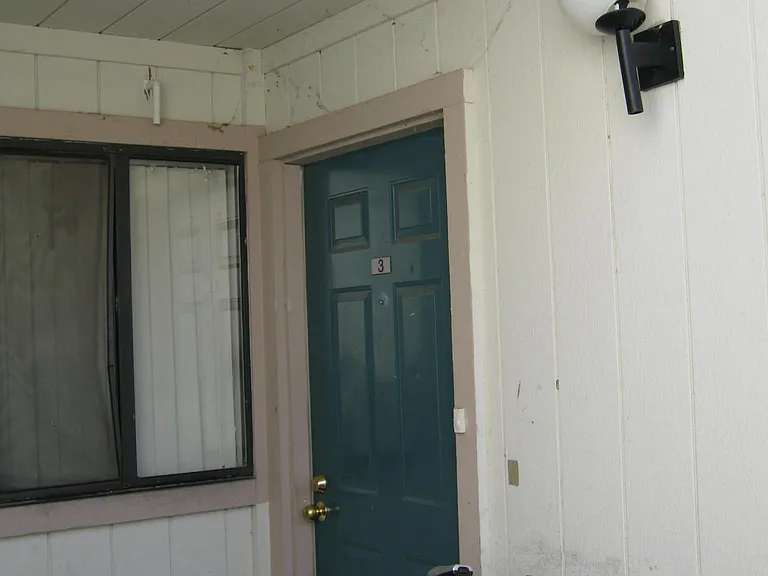 789 Adams St #4 — Photo 3