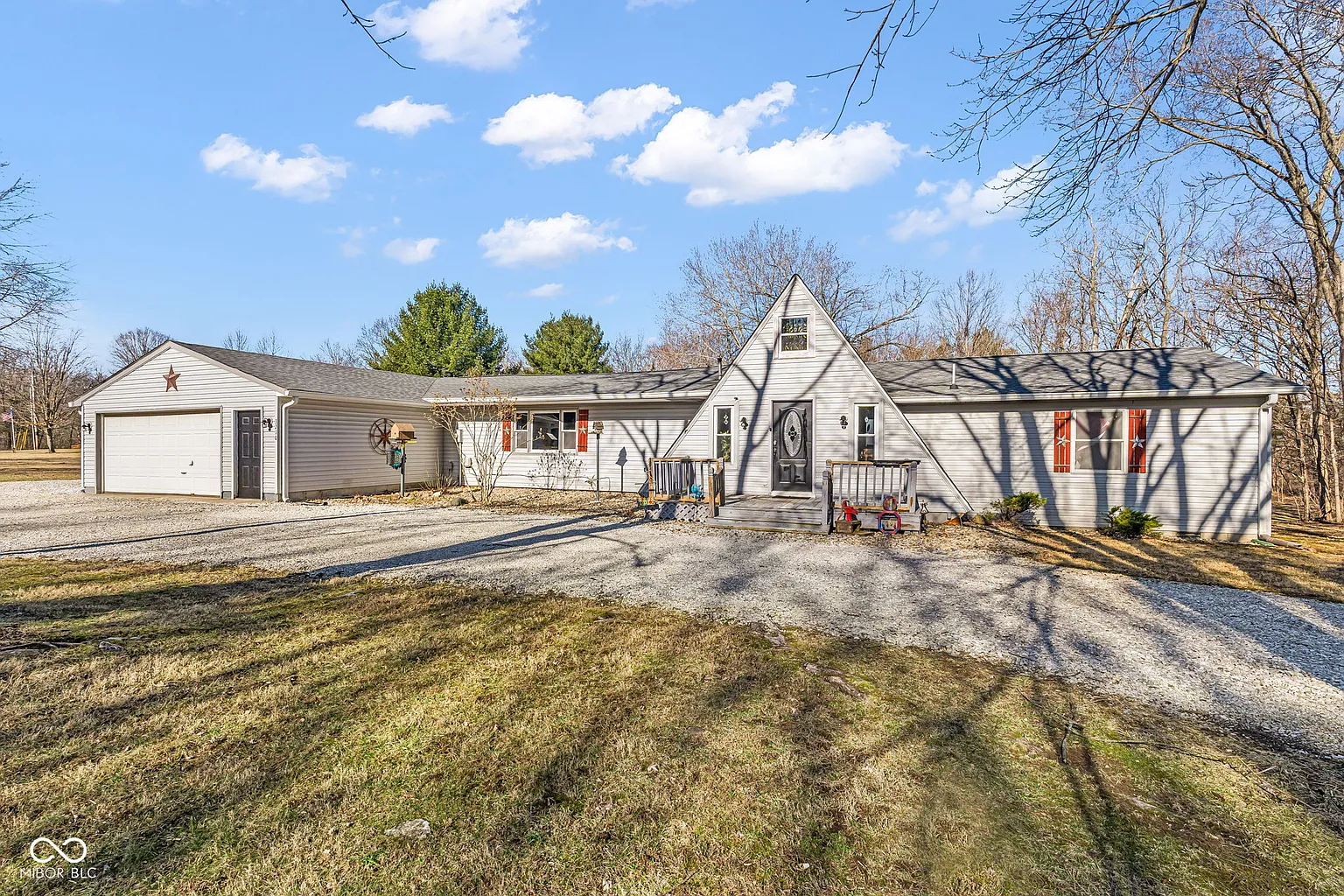 3210 W Kensington Dr photo 1