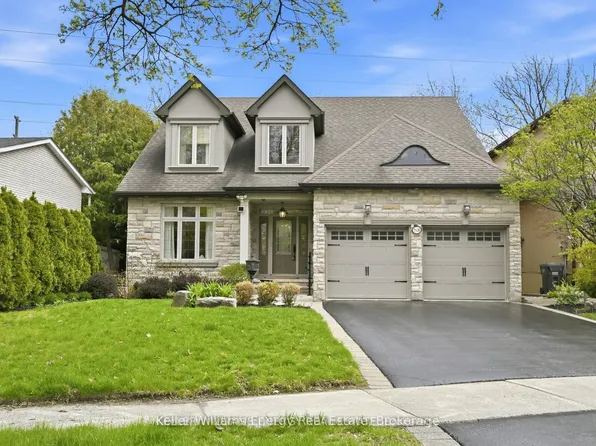 768 Duchess Dr, Mississauga, ON L4Y 1H7