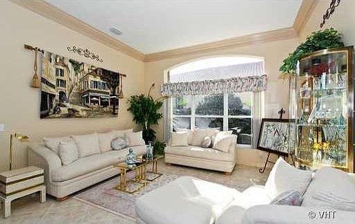 2nd image of 8225 La Jolla Vista