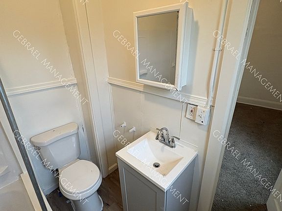 3rd image of 1303 Root St #1