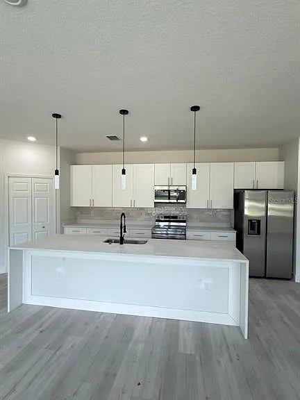 2693 Jeannin Dr — Photo 3