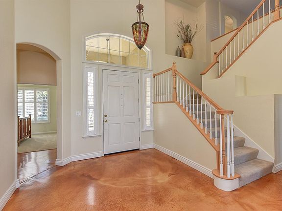 3rd image of 3937 Ironwood Dr