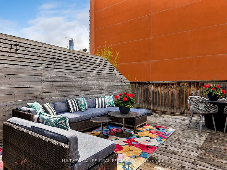 287 Richmond St E #304 — Photo 40