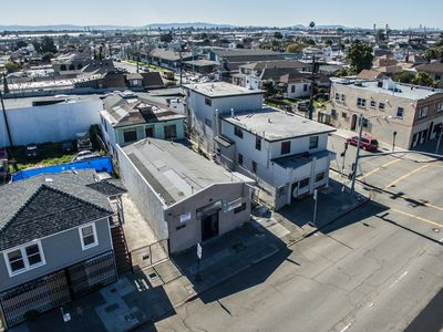 5307 International Blvd, Oakland, CA, 94601