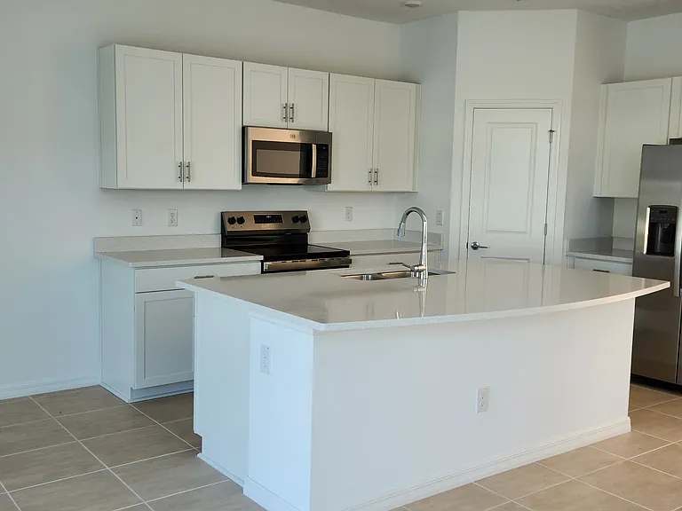 2136 Hallier Cv — Photo 5