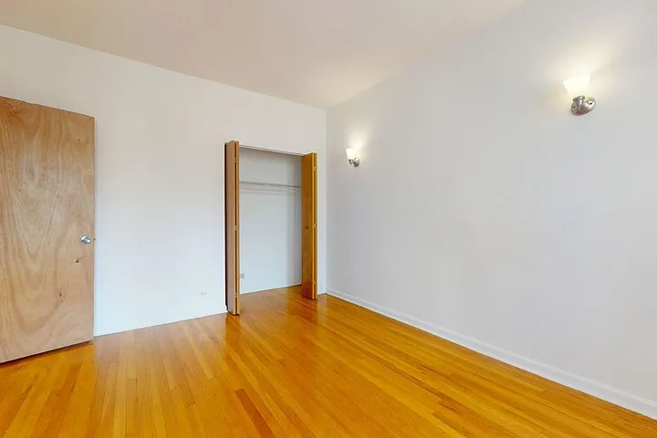5415 S. Woodlawn Avenue — Photo 111
