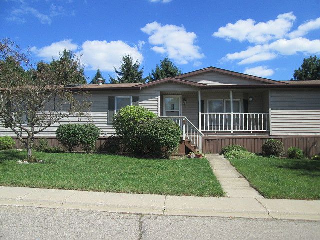 1st image of 74 Churchill Dr