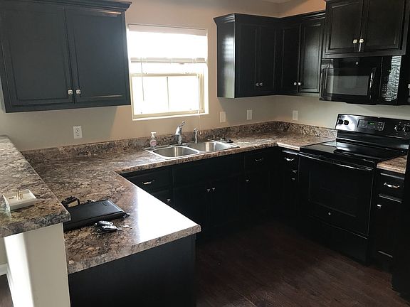 3rd image of 1621 Warmingfield Dr