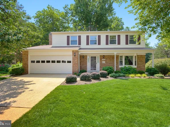 14287 Jameson Ct, Centreville, VA 20120