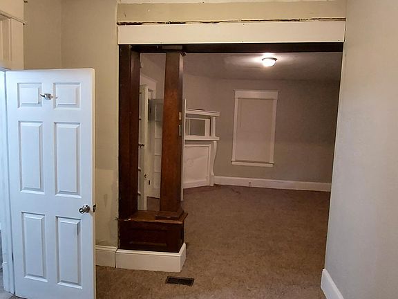 2nd image of 849 Marshall Ave SW #A