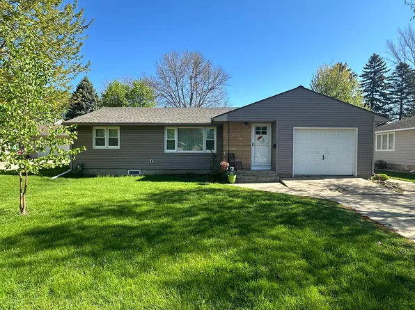 410 Galena St, Worthington, MN 56187