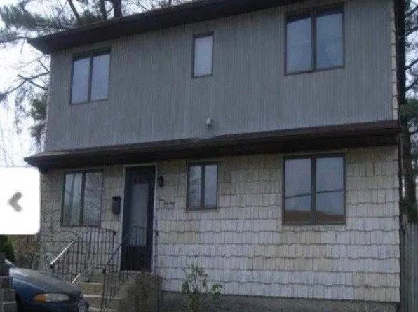 170 Kime Avenue, North Babylon, NY 11703