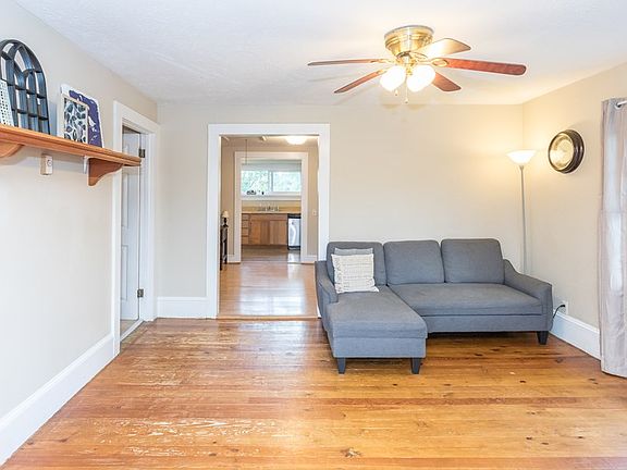 4th image of 1205 Forest St