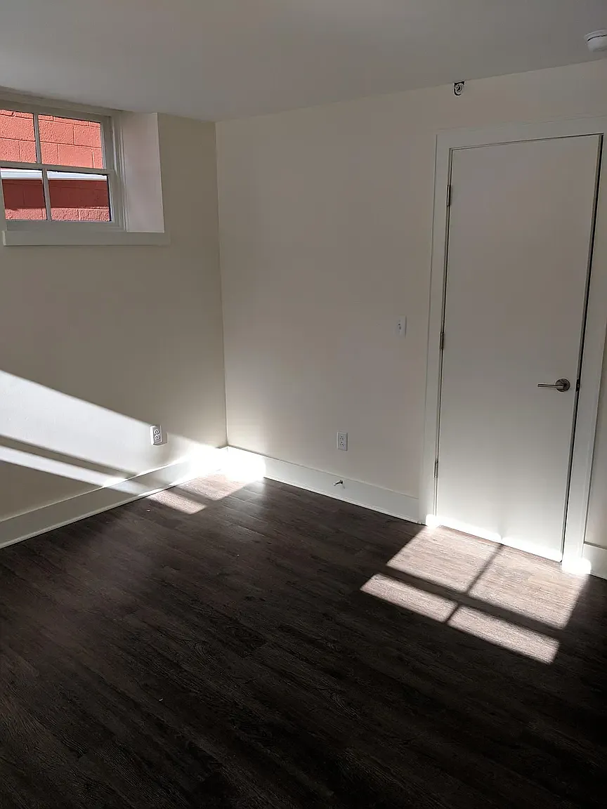 1 bed, 800 sqft, $1,400 — Photo 3