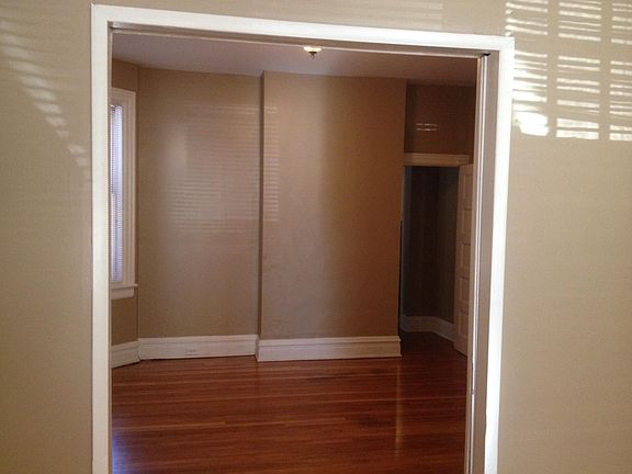 3rd image of 2210 Park Ave #1