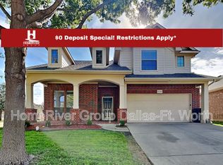 2724 Twinflower Dr, Fort Worth, TX 76244