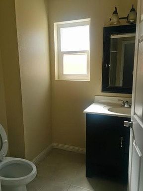 4th image of 980 E Mission Ave APT 19