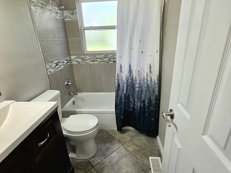 1223 Esterling Dr — Photo 12
