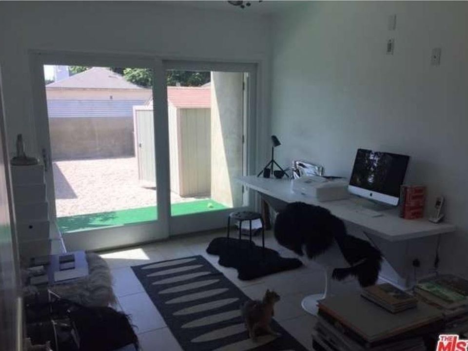 1st image of 2915 Beach Ave