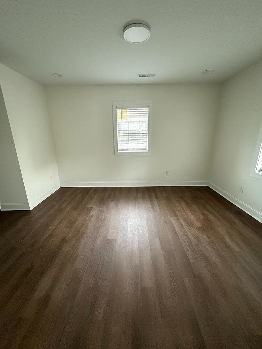 4 bed, 1624 sqft, $2,000 — Photo 3