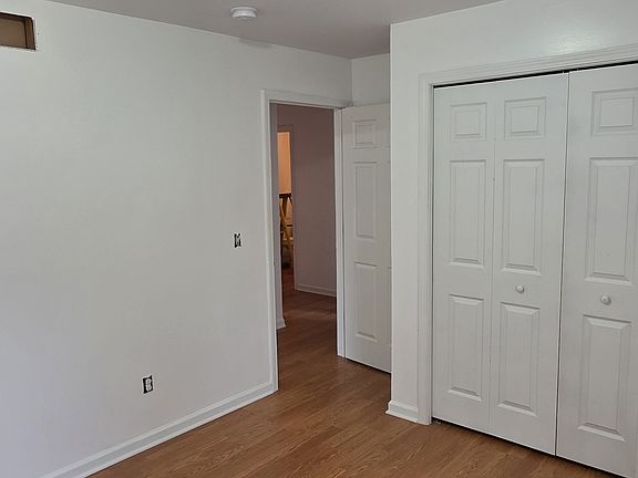 3rd image of 21184 Cass St