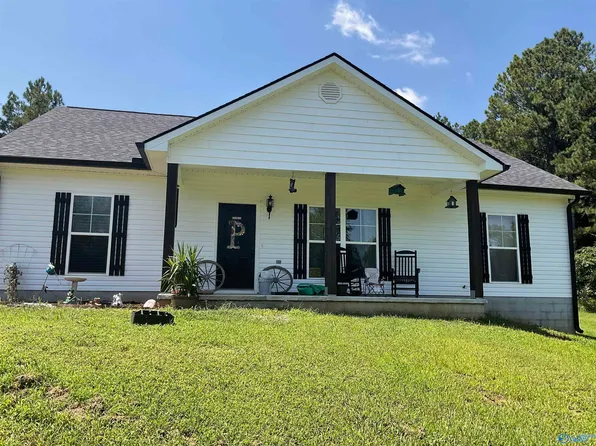 1229 Gravel Ridge Rd, Somerville, AL 35670