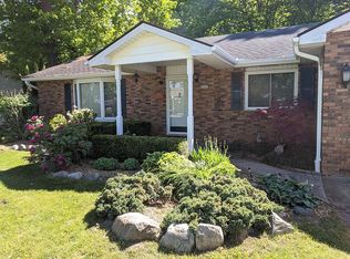 6165 Wild Rose Rd, Lakeport, MI 48059