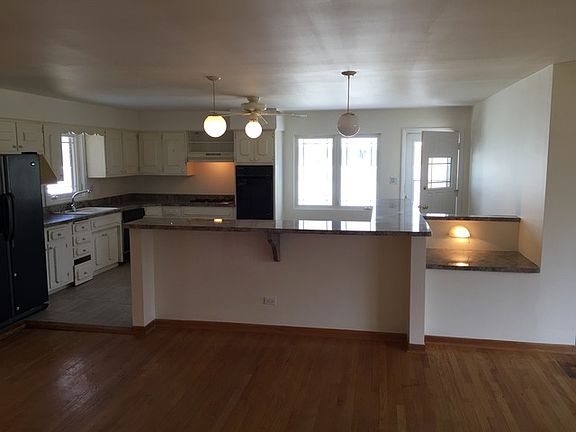 5th image of 9340 N Western Ave