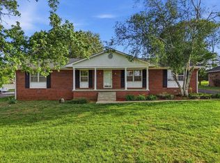 507 Meadowlawn Dr, Franklin, KY 42134