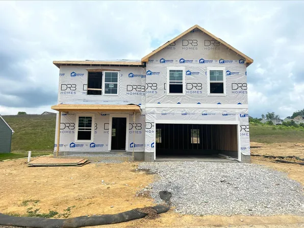 627 Links Dr, Maidsville, WV 26541