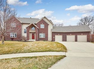 4062 NW 172nd Ct, Clive, IA 50325