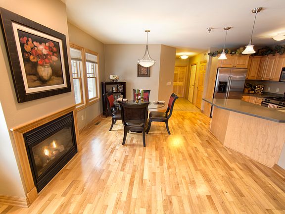 5th image of 3272 N Cambridge Ave #3