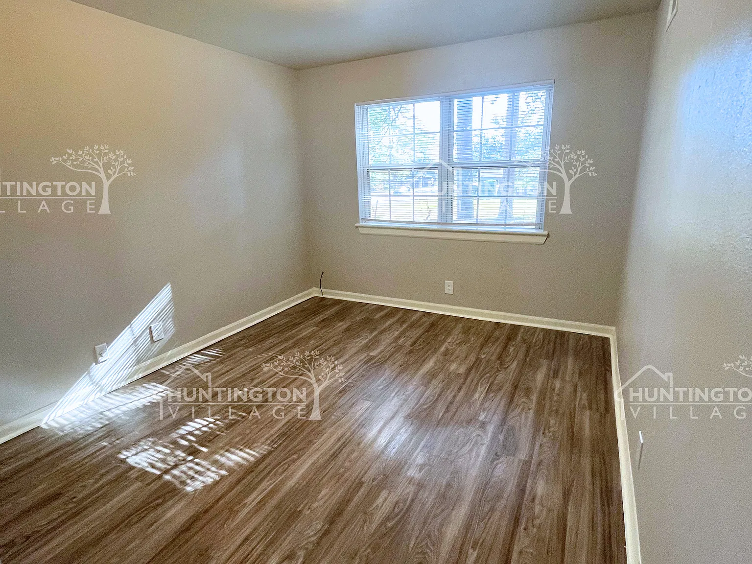 4 bed, 1250 sqft, $1,399 — Photo 3