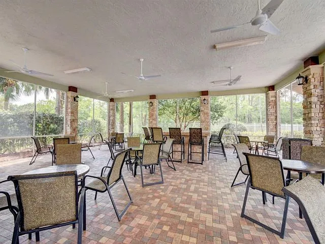 6172 Oak Bluff Way — Photo 3
